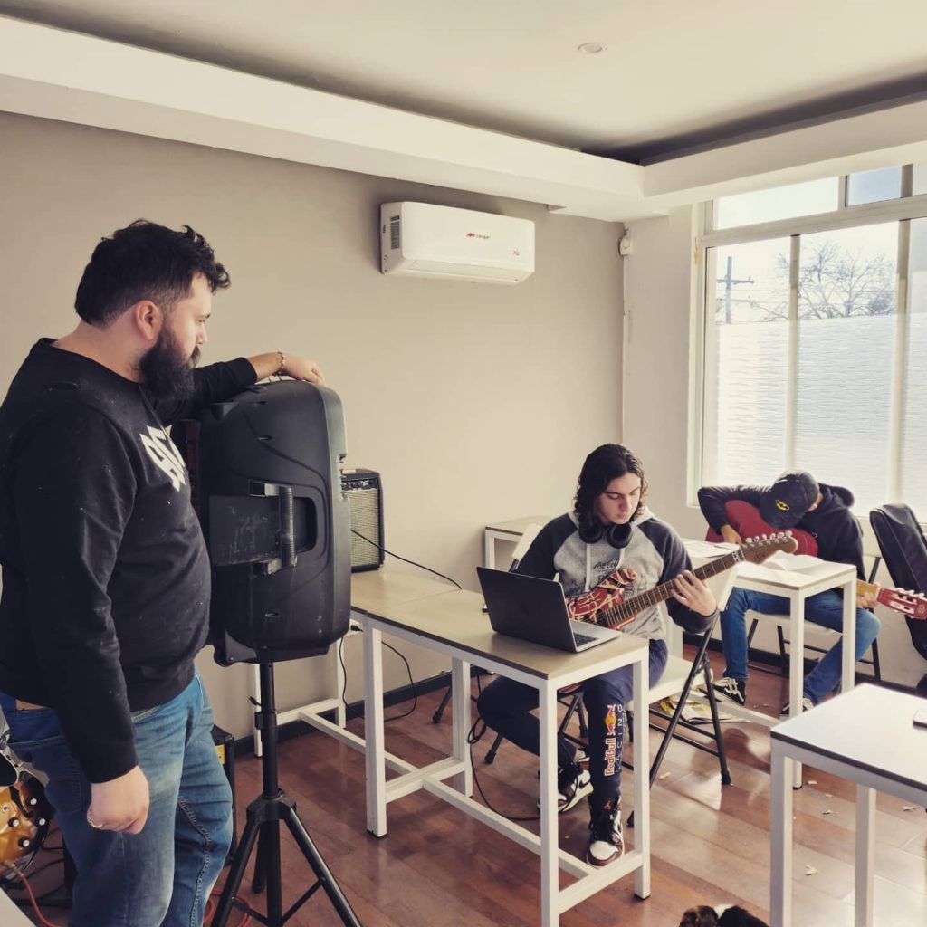 Diplomados Musicales - Villalva Encore - Music School